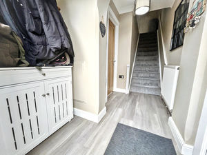 Entrance Hallway- click for photo gallery